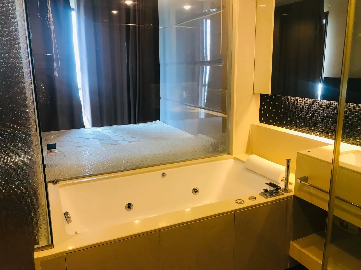The Address Sathorn — photo 4