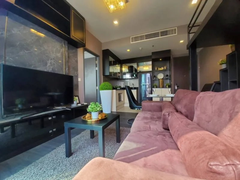 Edge Sukhumvit 23 — photo 2