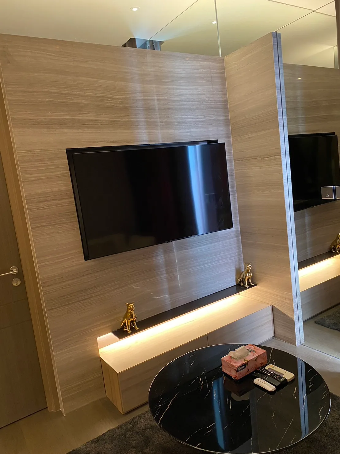 The Esse at Singha Complex — photo 3