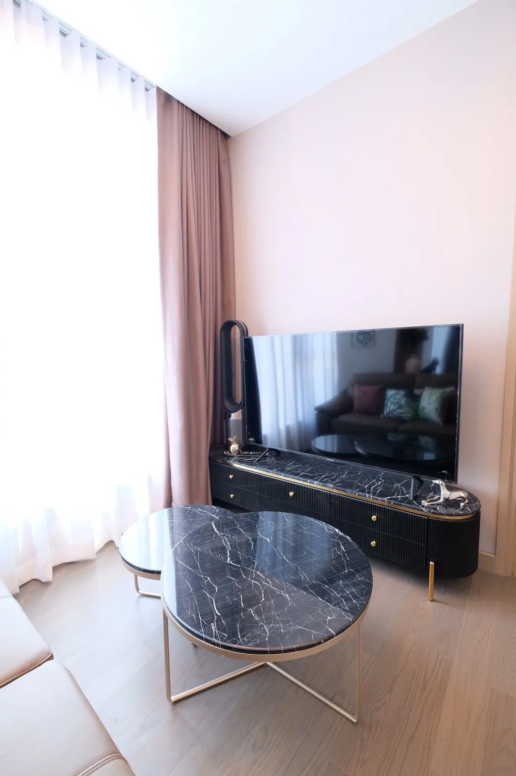 The Esse at Singha Complex — photo 4