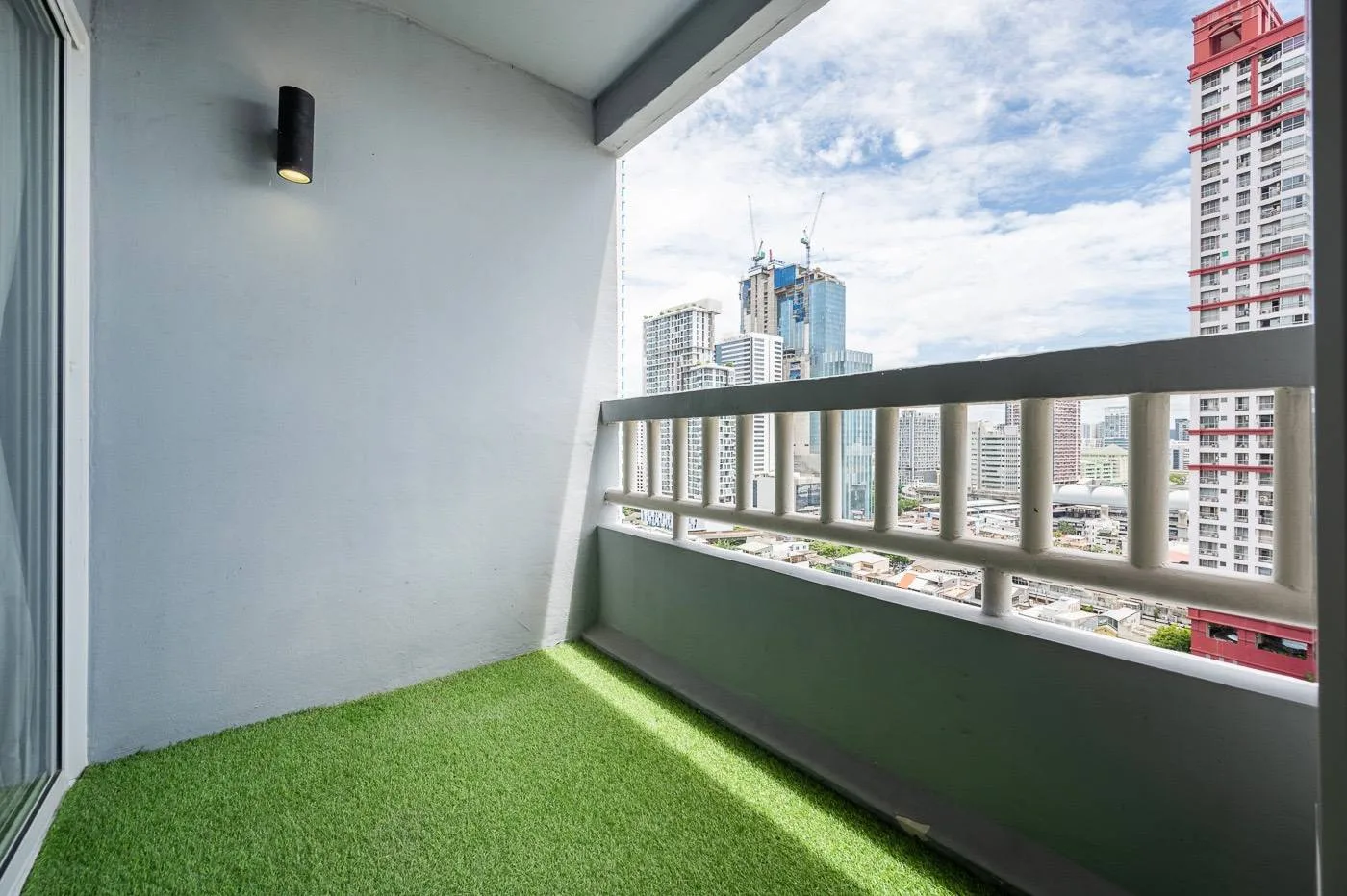 Petch 9 Tower — photo 6