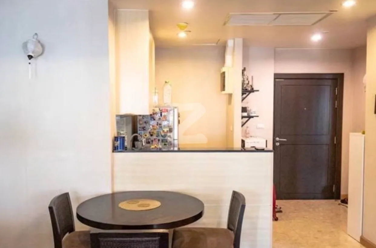 Sathorn Gardens — photo 2