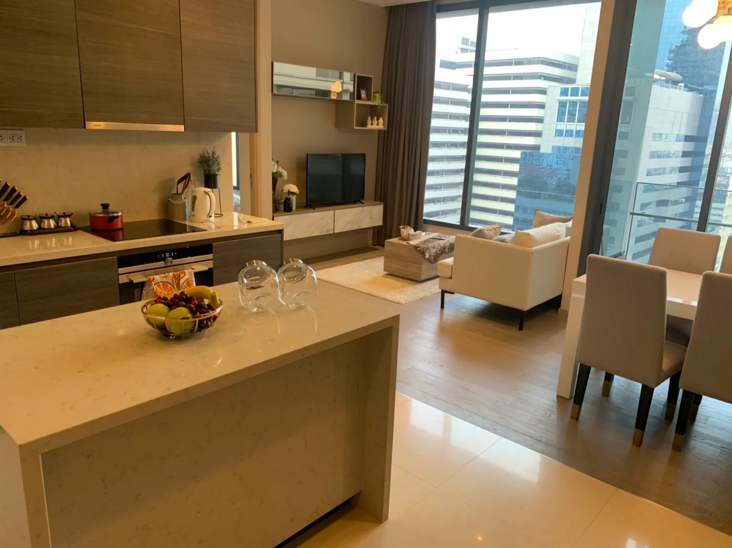 The Esse Asoke — photo 9