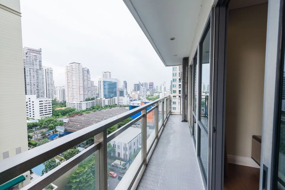 Bright Sukhumvit 24 — photo 12