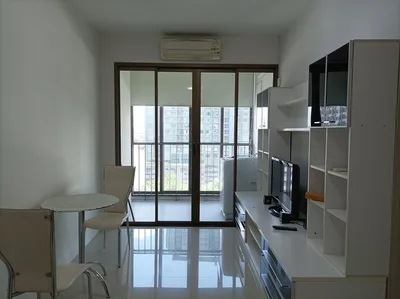Ideo Sathorn - Taksin