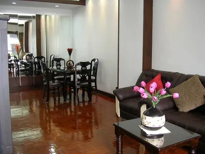 Prasanmit Condominium