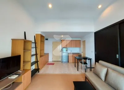 Silom Terrace
