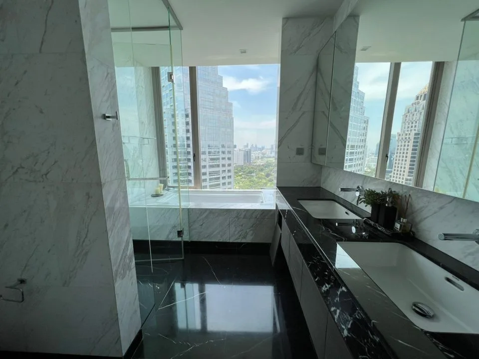 Saladaeng One — photo 14