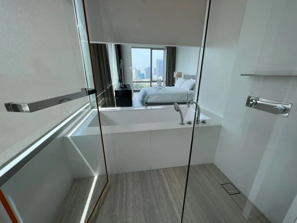 185 Rajadamri — photo 12