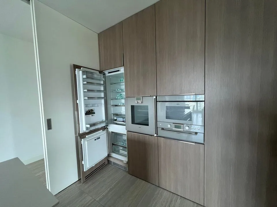 185 Rajadamri — photo 14
