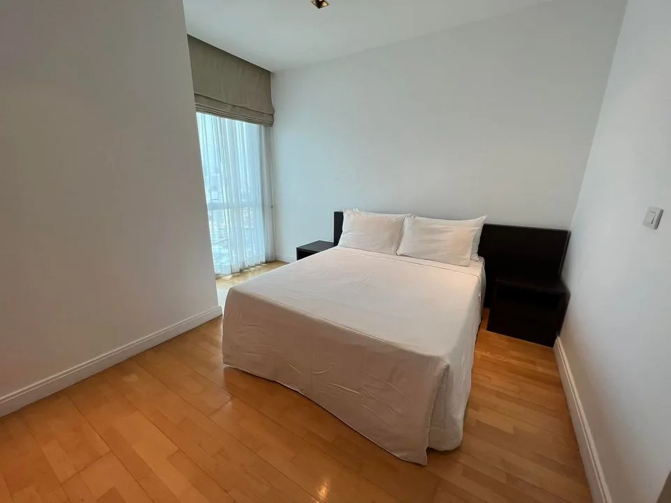 Athenee Residence — photo 9