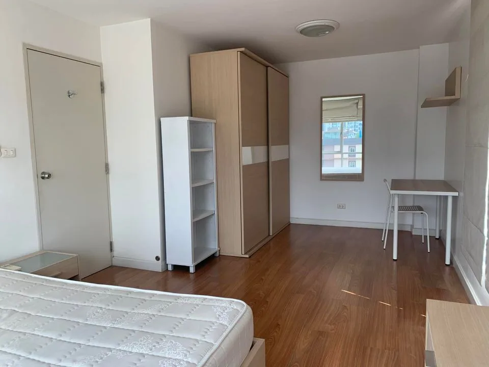 Condo One Thonglor — photo 8