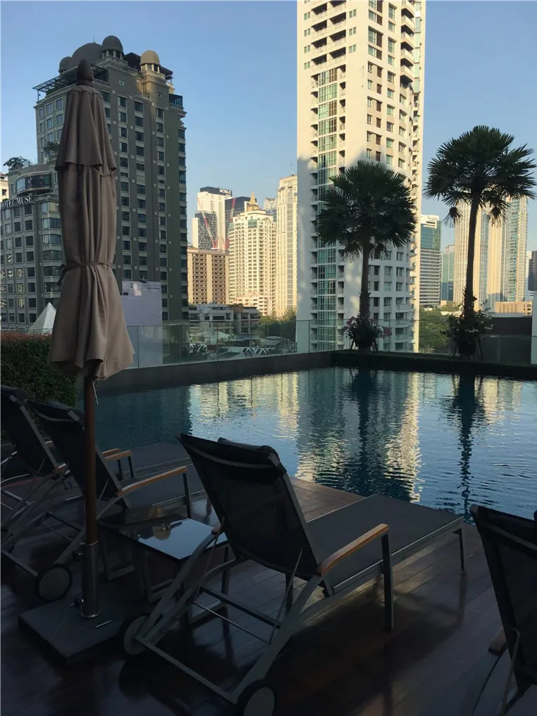 Q Langsuan — photo 13
