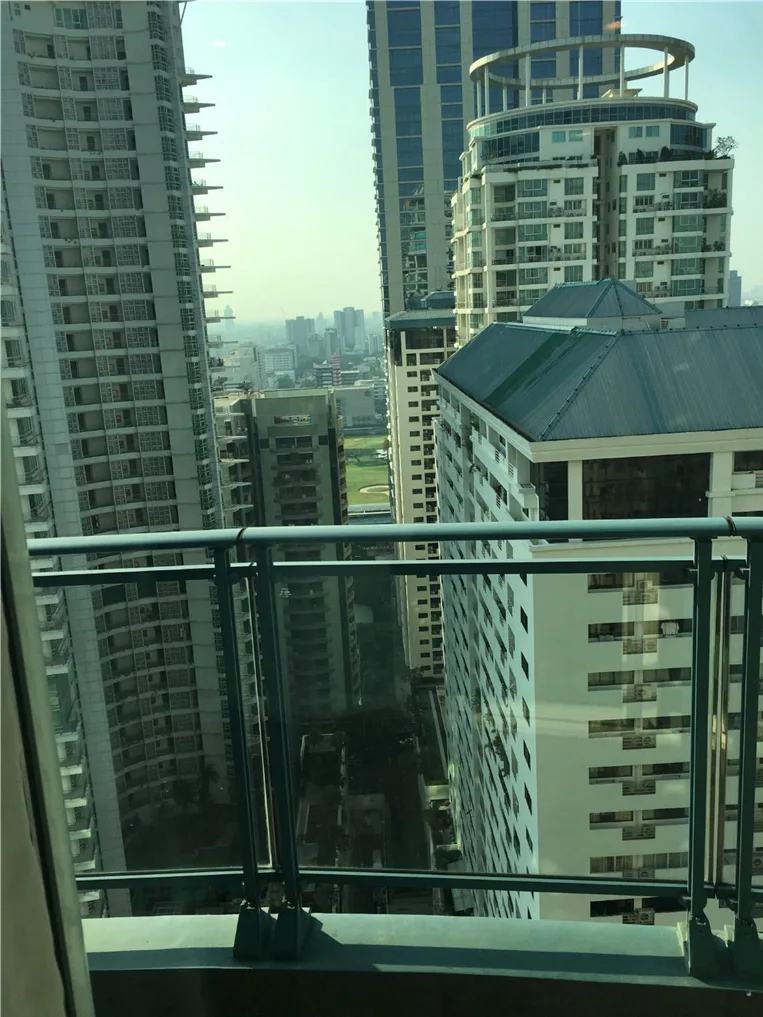 Q Langsuan — photo 5
