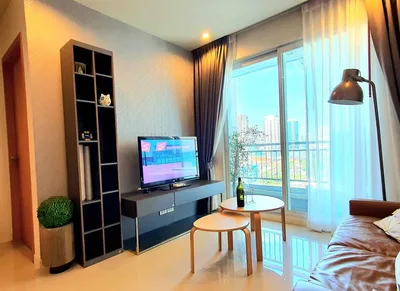 Circle Condominium