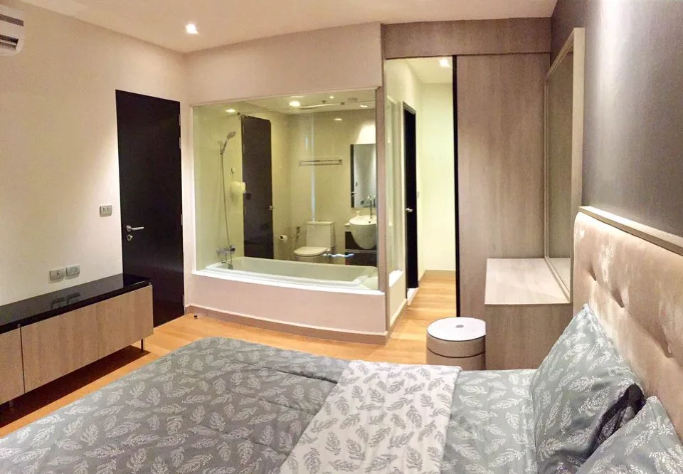 Sky Walk Condominium — photo 7