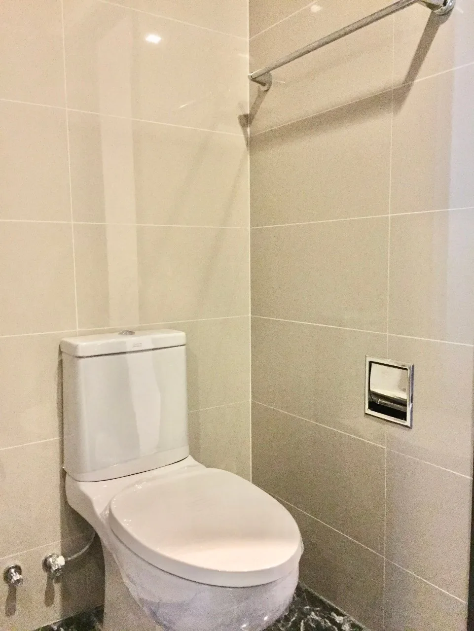 Edge Sukhumvit 23 — photo 8