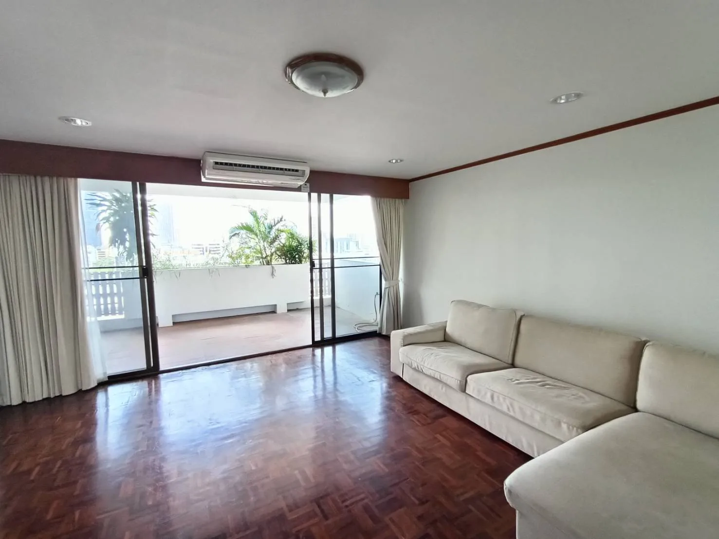 Tongtip Mansion — photo 2