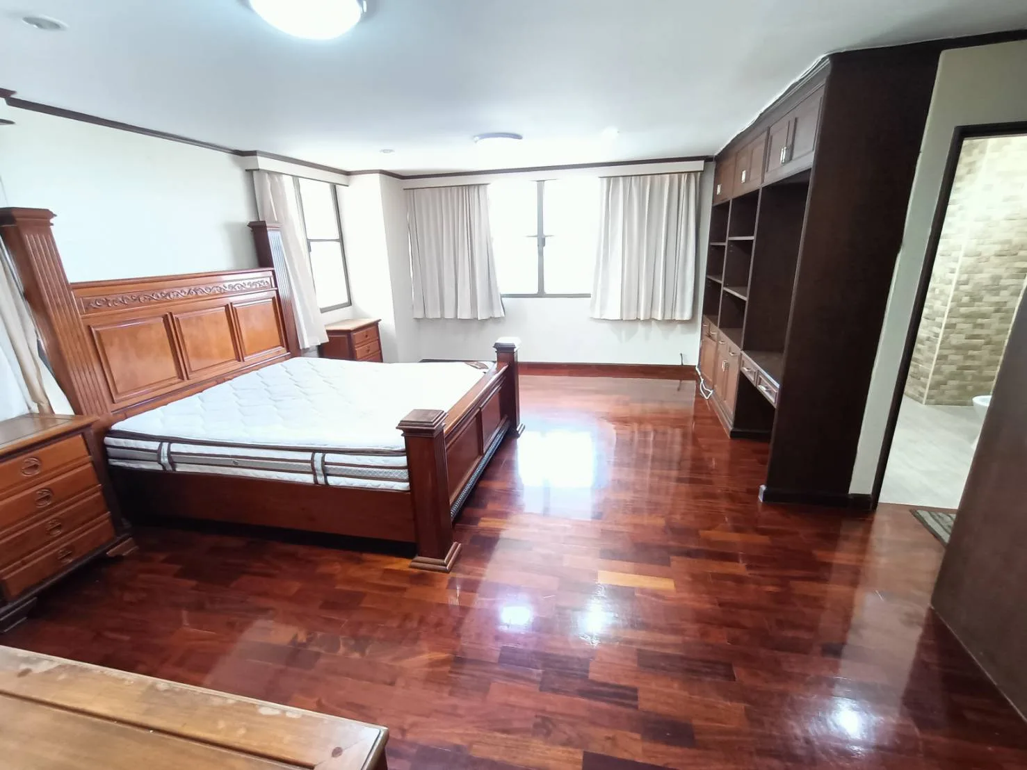 Tongtip Mansion — photo 5