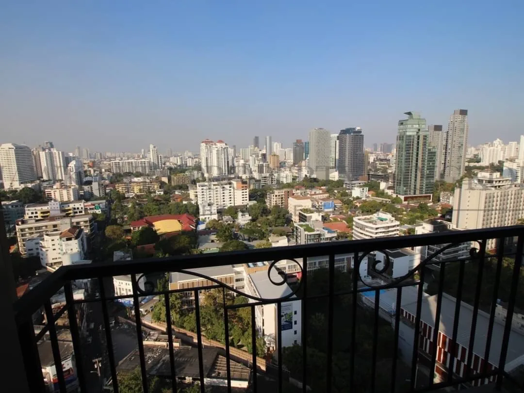 The Crest Sukhumvit 34 — photo 18