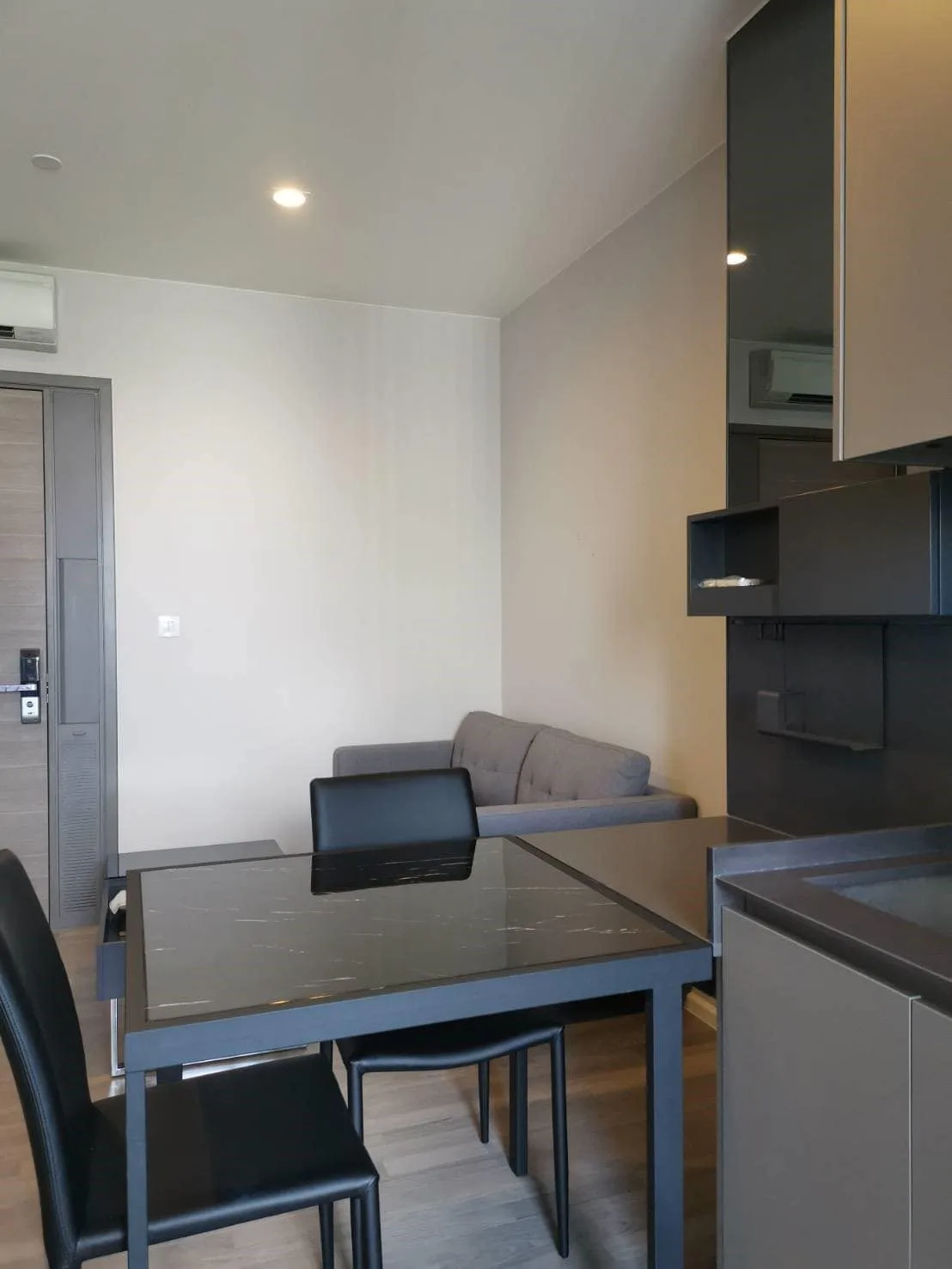 The Room Sukhumvit 69 — photo 2