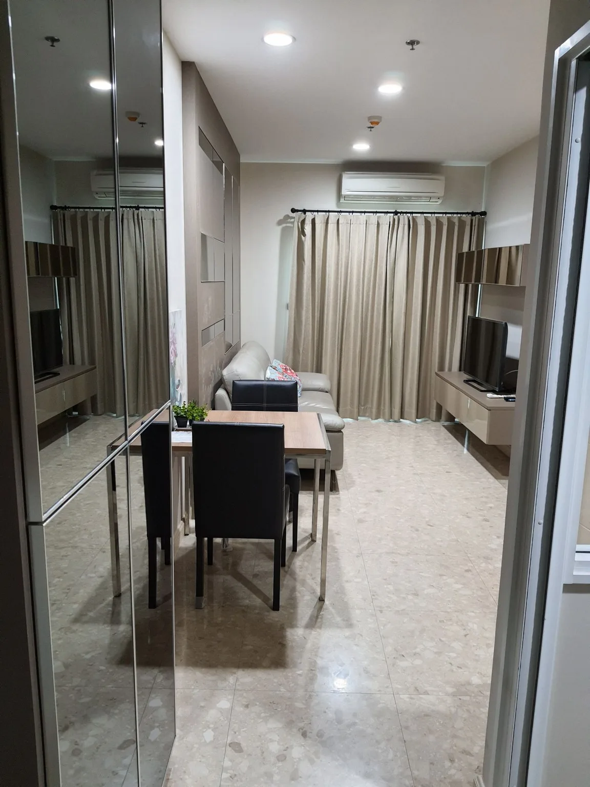 The Crest Sukhumvit 34 — photo 3