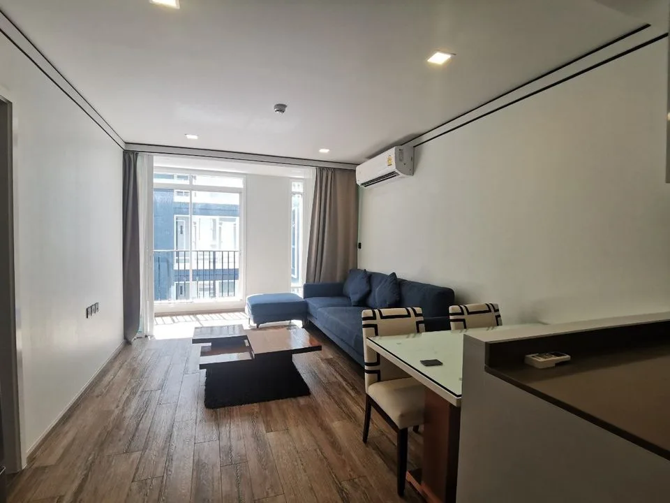 Maestro 01 Sathorn – Yen Akat — photo 2