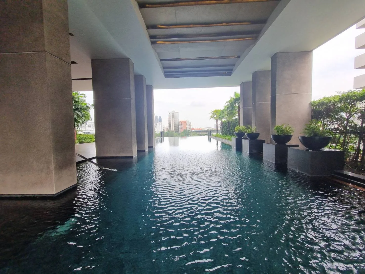 185 Rajadamri — photo 13