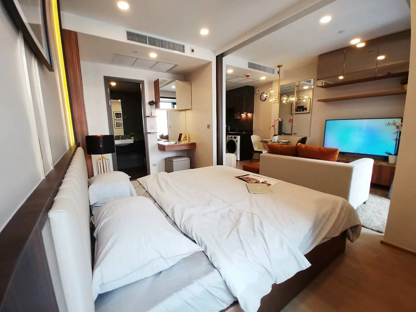 Ashton Chula - Silom — photo 8