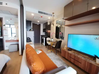 Ashton Chula - Silom