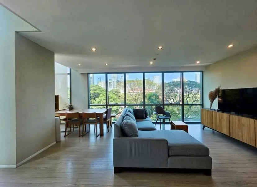 The Room Sukhumvit 21 — photo 1