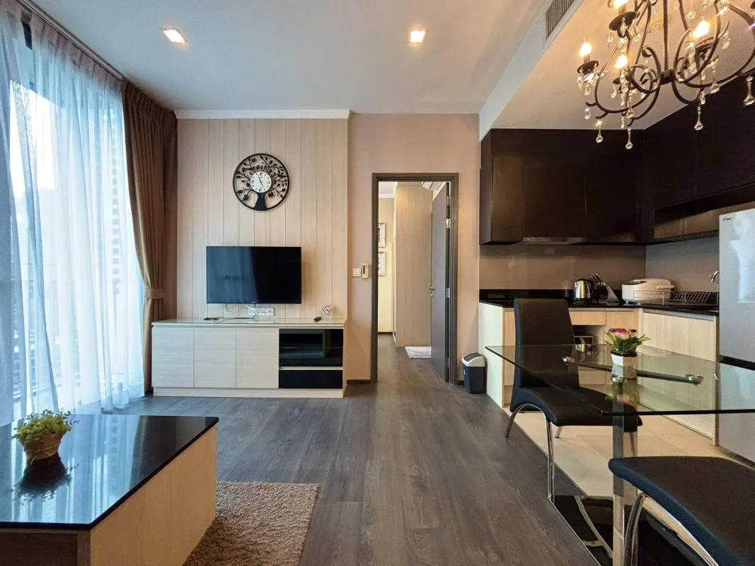 Edge Sukhumvit 23 — photo 2