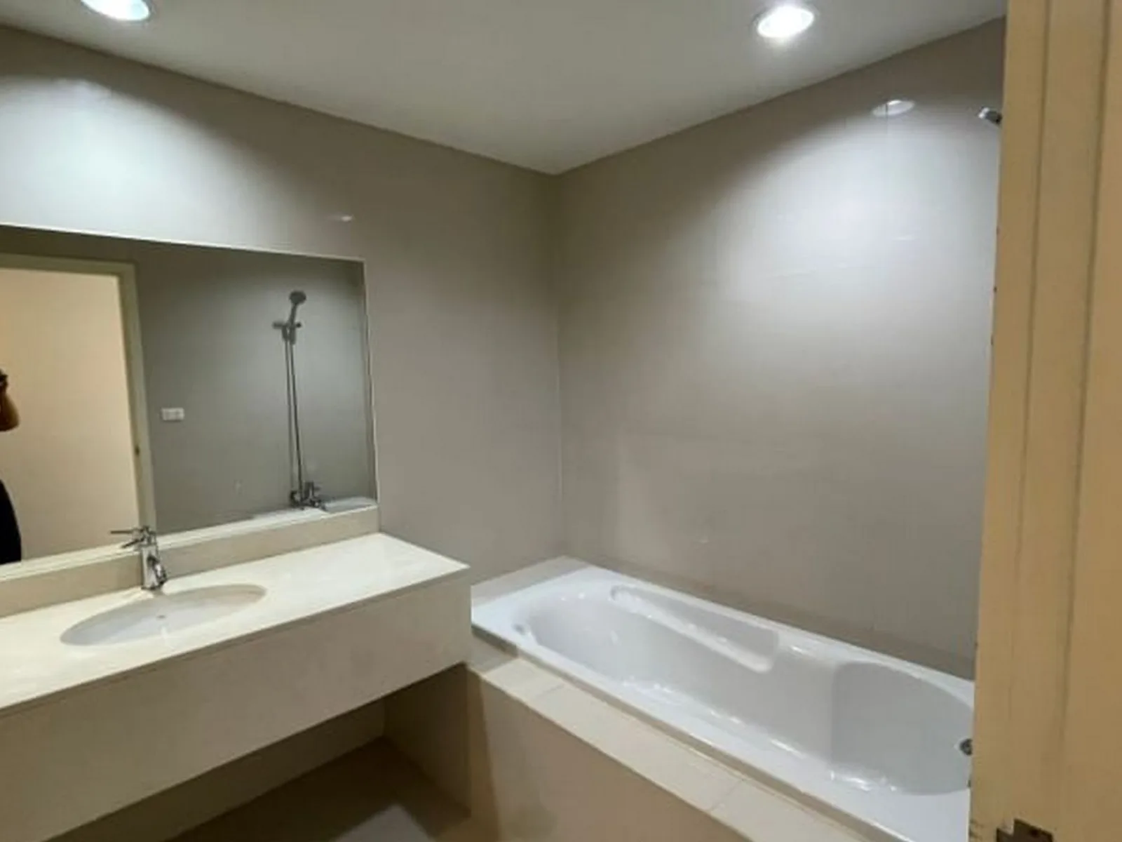 Chamchuri Square Residence — photo 11