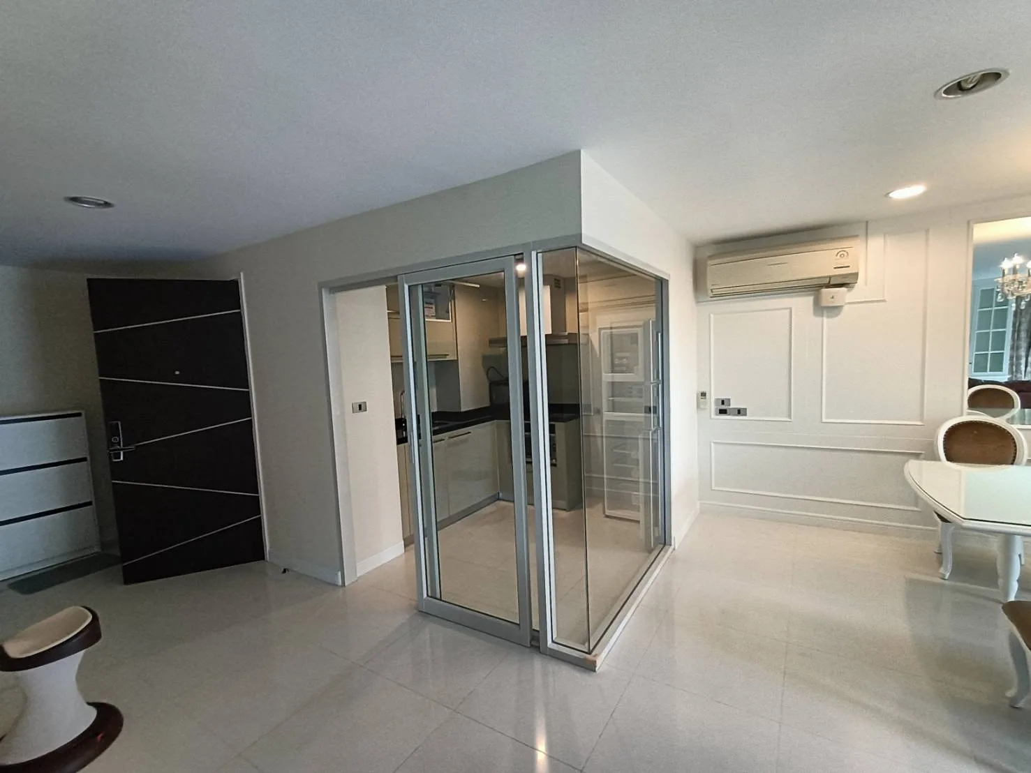 The Crest Sukhumvit 24 — photo 12
