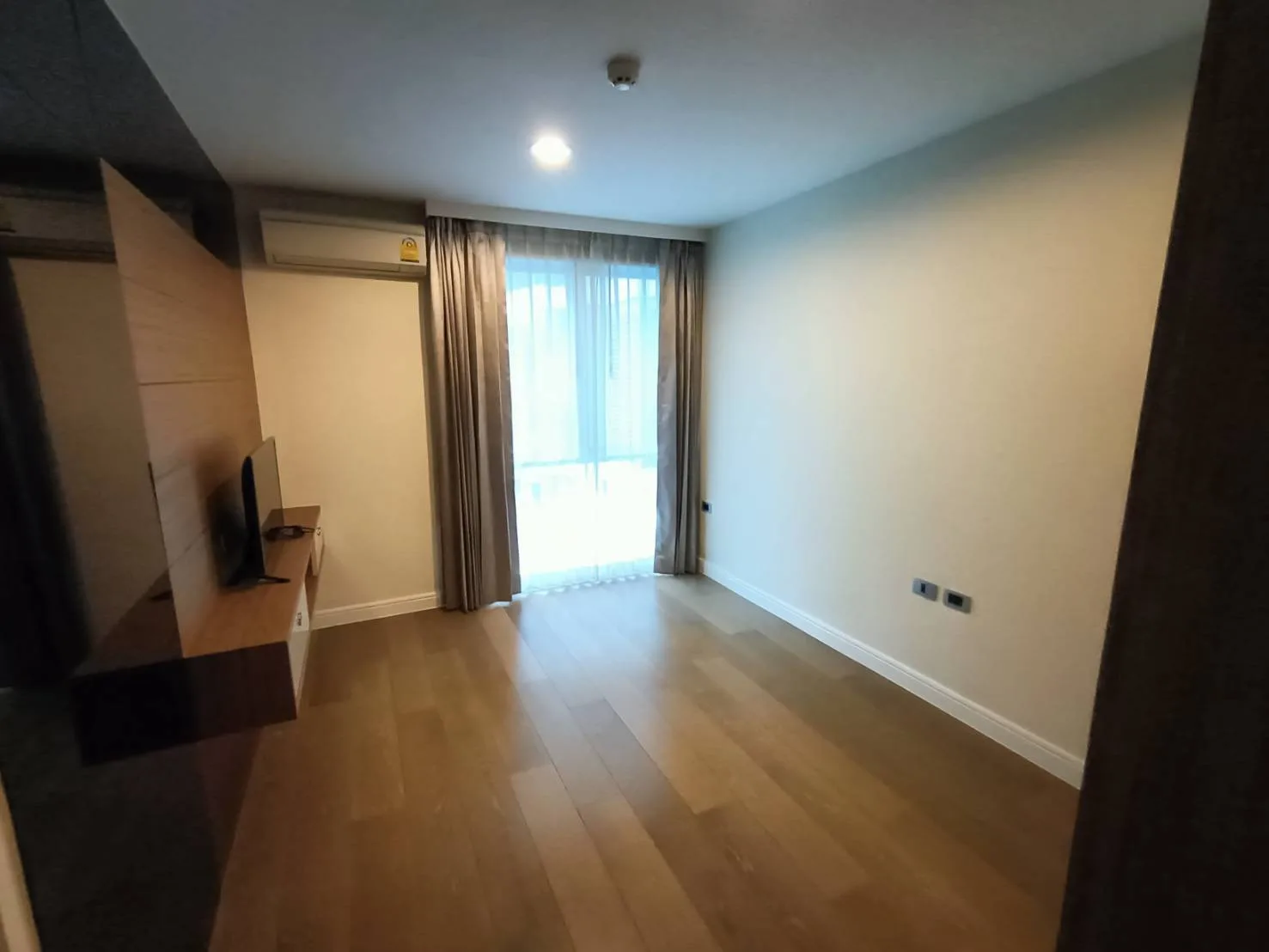 The Crest Sukhumvit 24 — photo 10