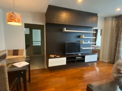 Siri Residence