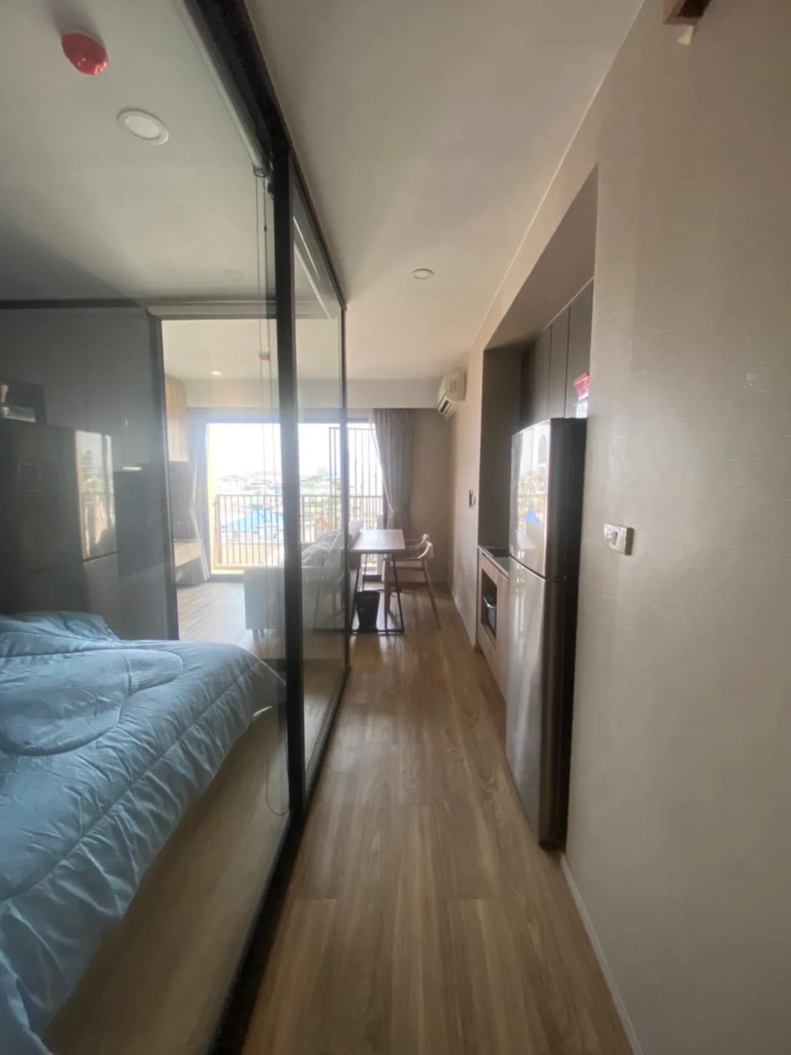 Blossom Condo @ Sathorn - Charoenrat — photo 4