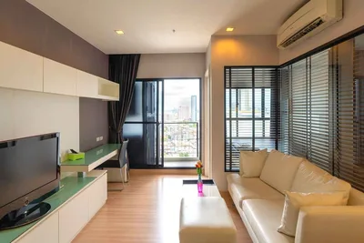 Urbano Absolute Sathon - Taksin