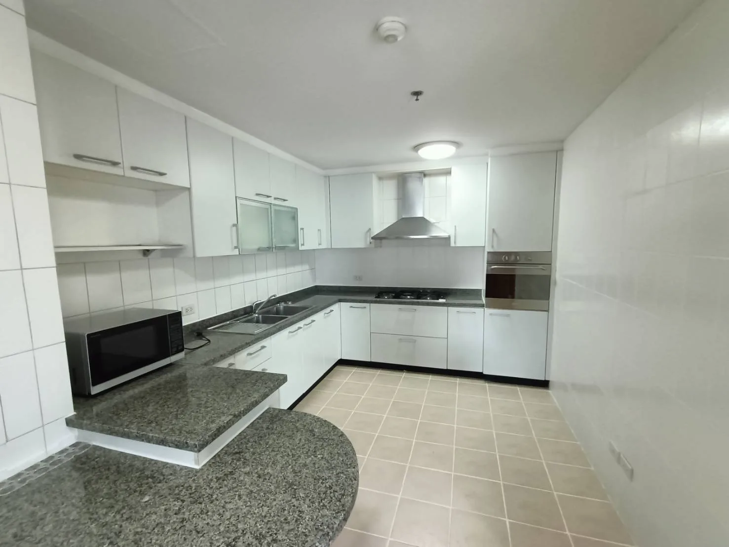 The Grand Sethiwan Sukhumvit 24 — photo 14