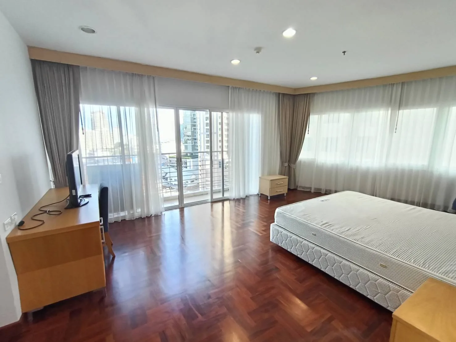 The Grand Sethiwan Sukhumvit 24 — photo 7