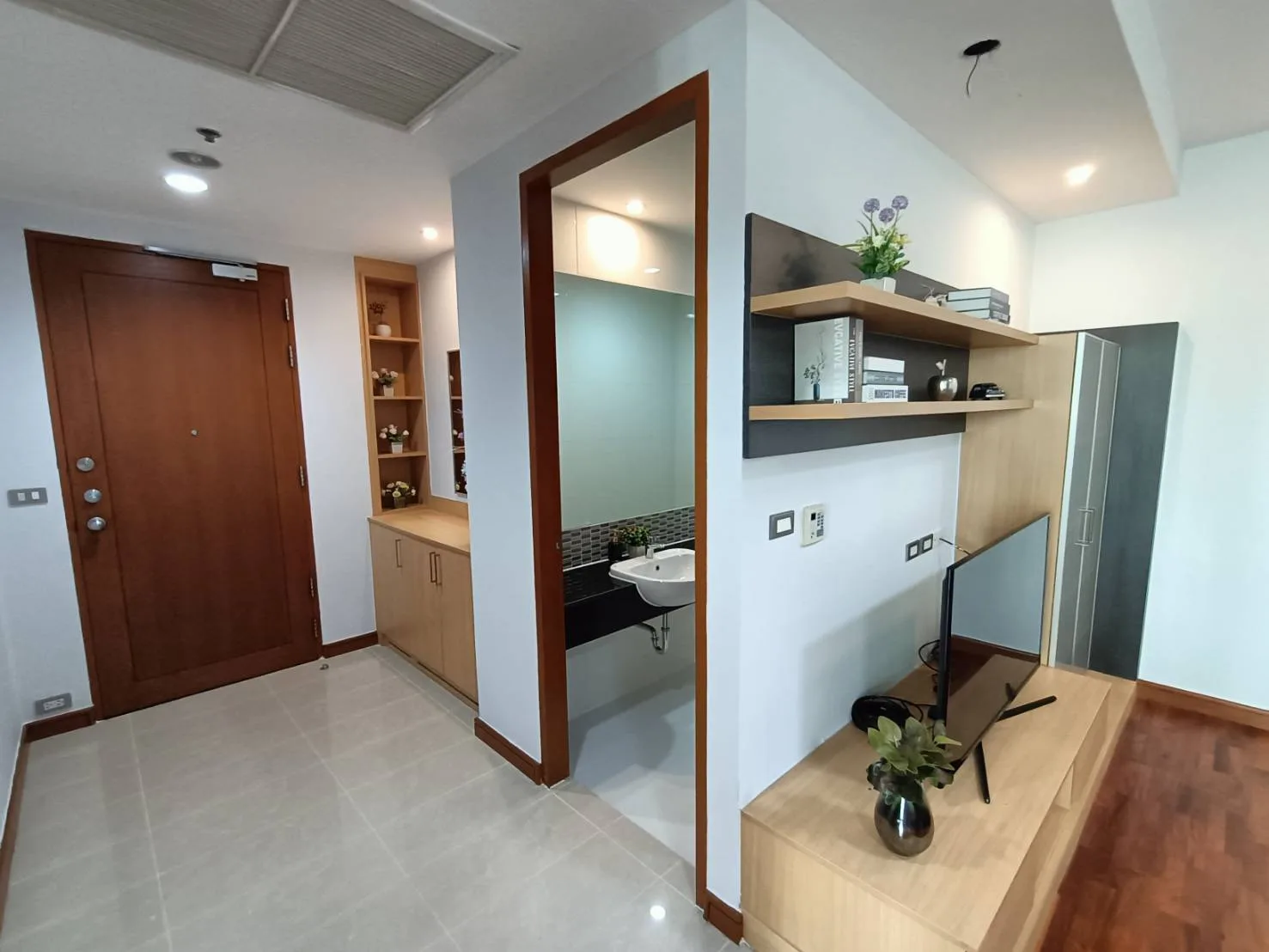 The Residence — photo 14