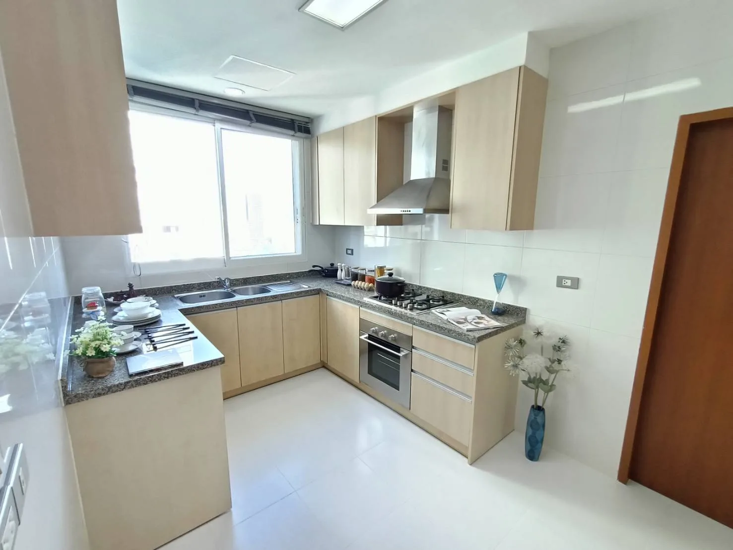 The Residence — photo 16