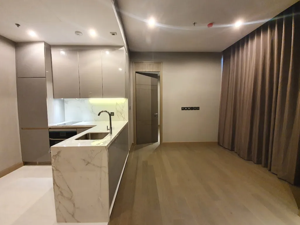 The Esse at Singha Complex — photo 2
