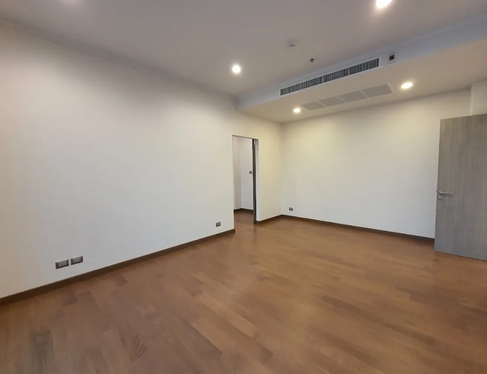 Supalai Oriental Sukhumvit 39 — photo 1