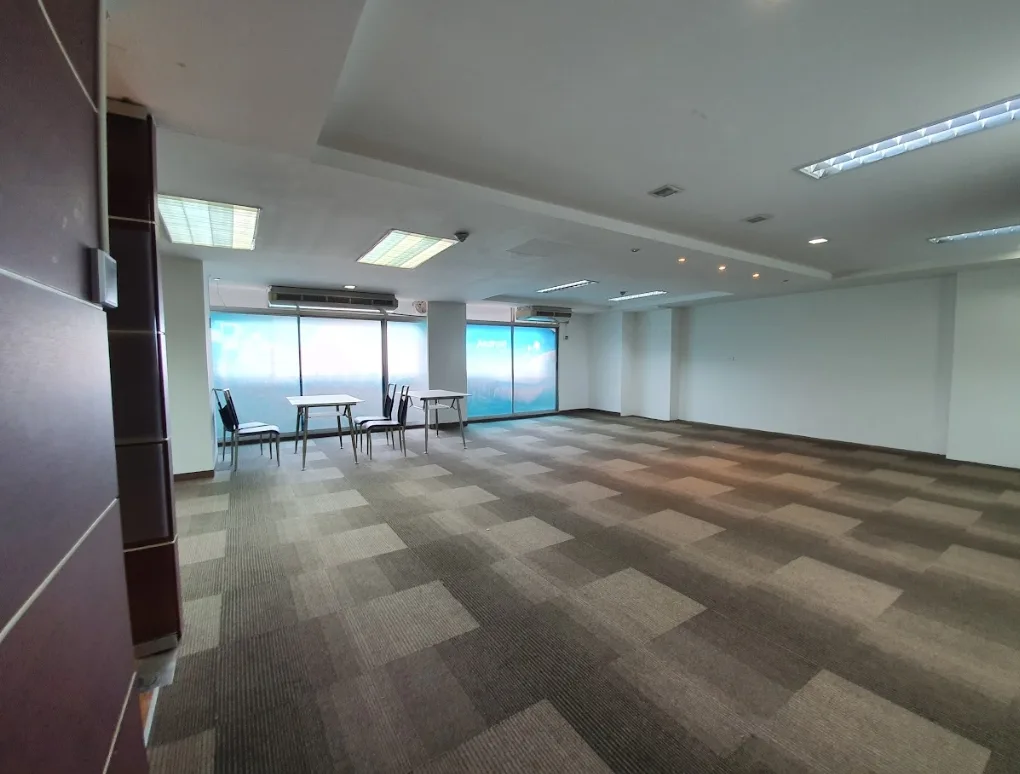 ITF Silom Palace — photo 2