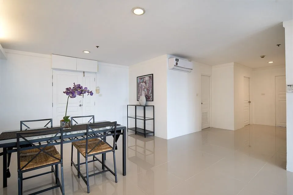 The Waterford Diamond — photo 3