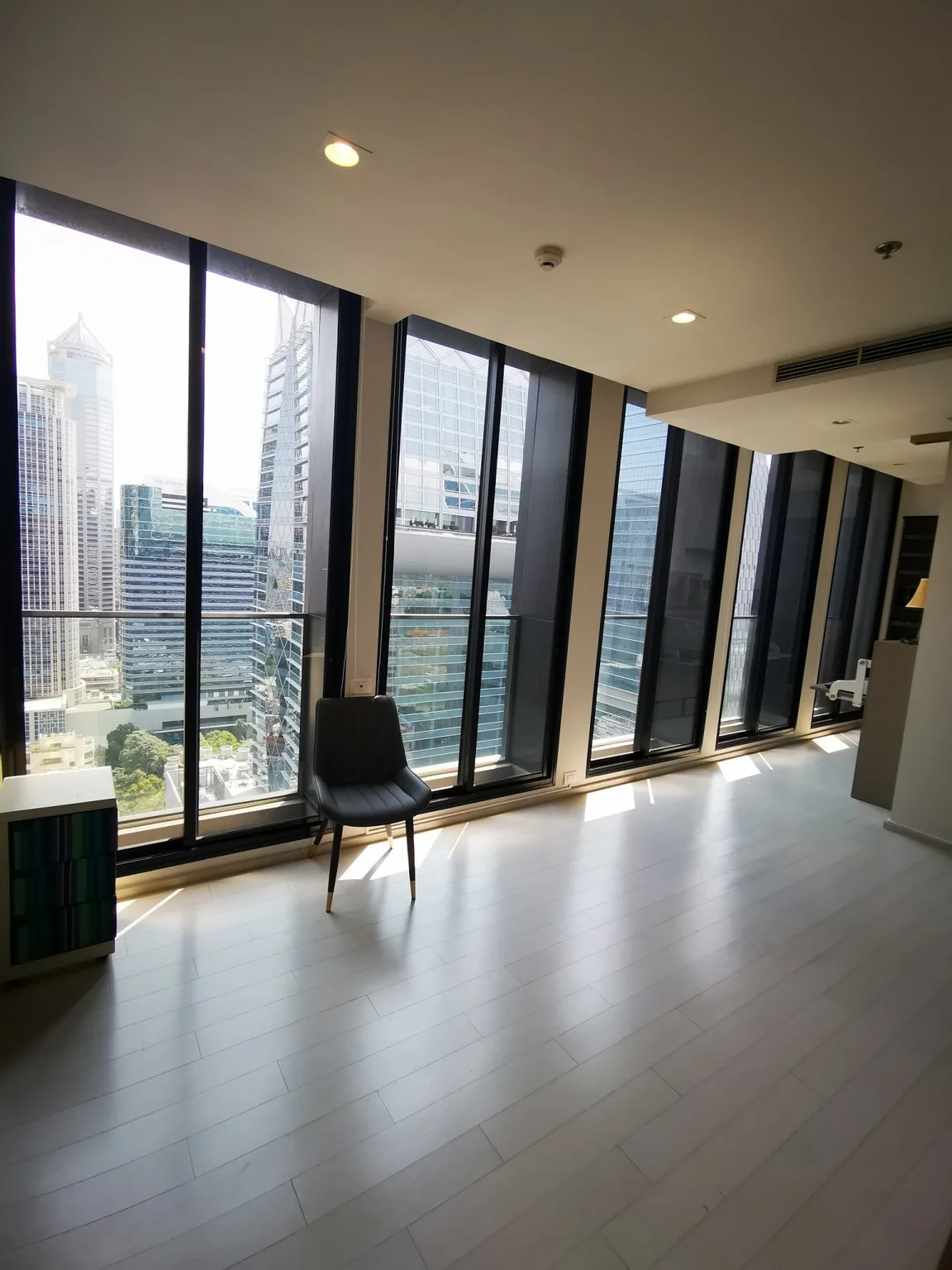 Noble Ploenchit — photo 9