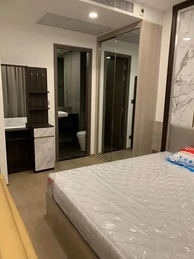 Ashton Chula - Silom