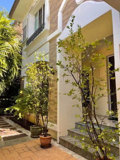 Baan Klang Krung The Nice Ratchavipa