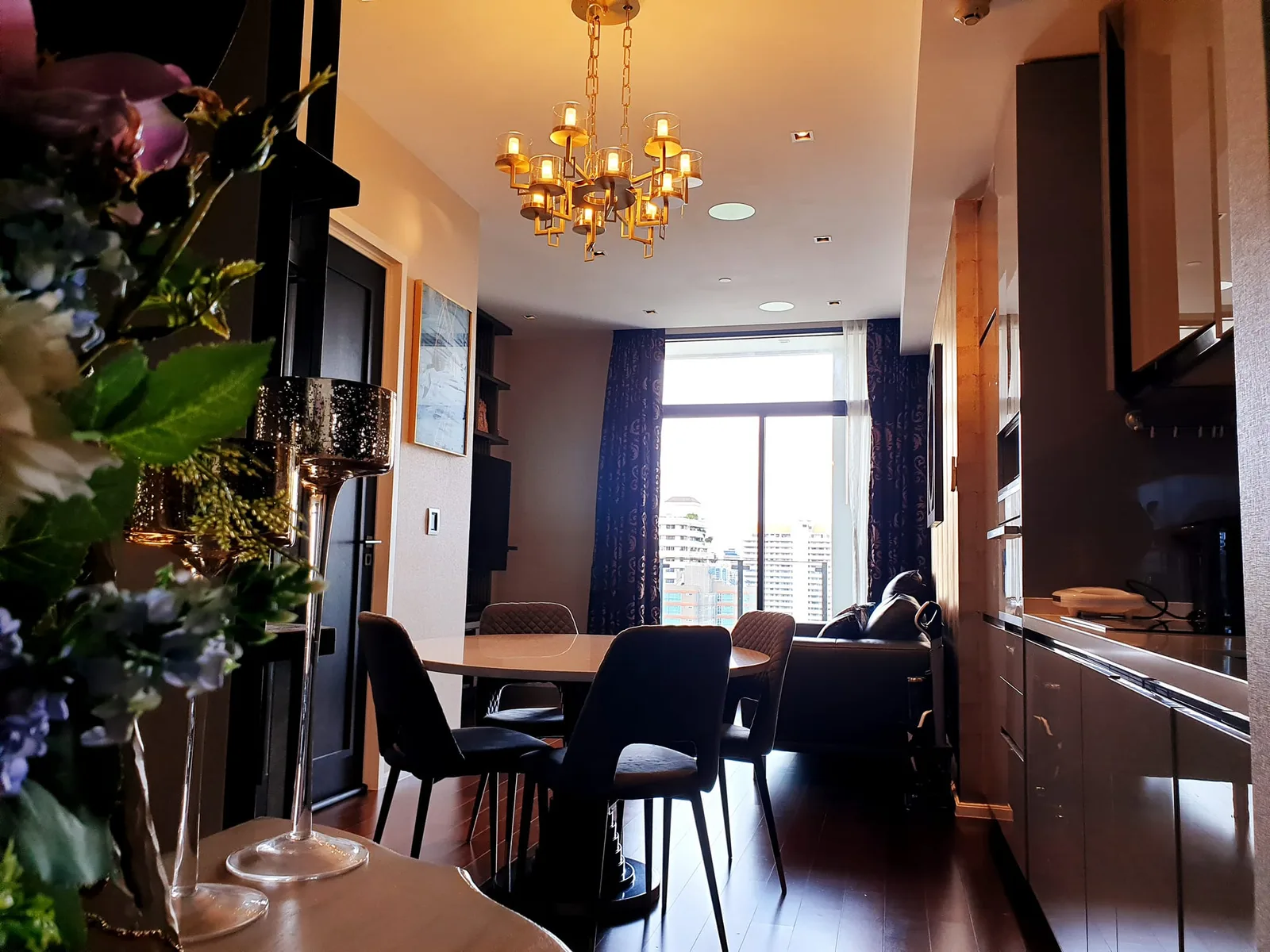 The Diplomat 39 — photo 3
